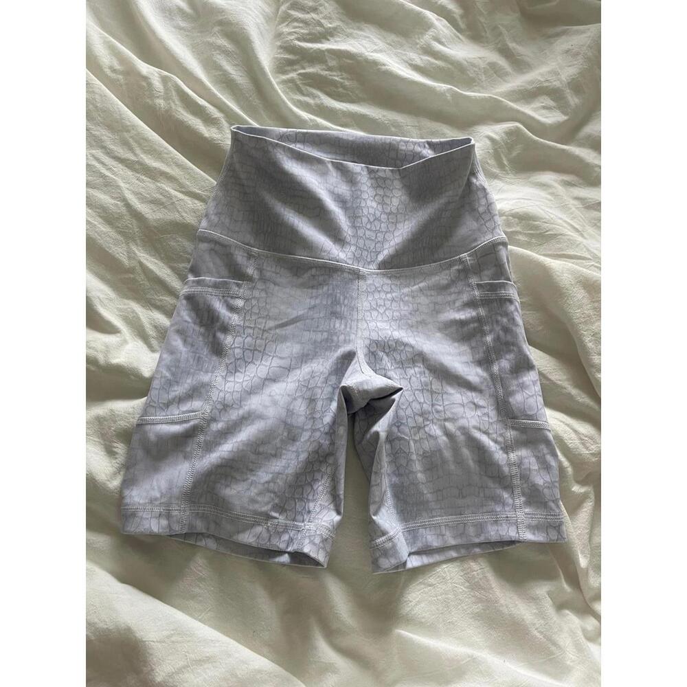 White Snake Pattern Biker Shorts